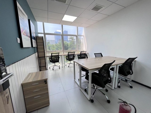 山東玻璃銅門廠家供應(yīng)